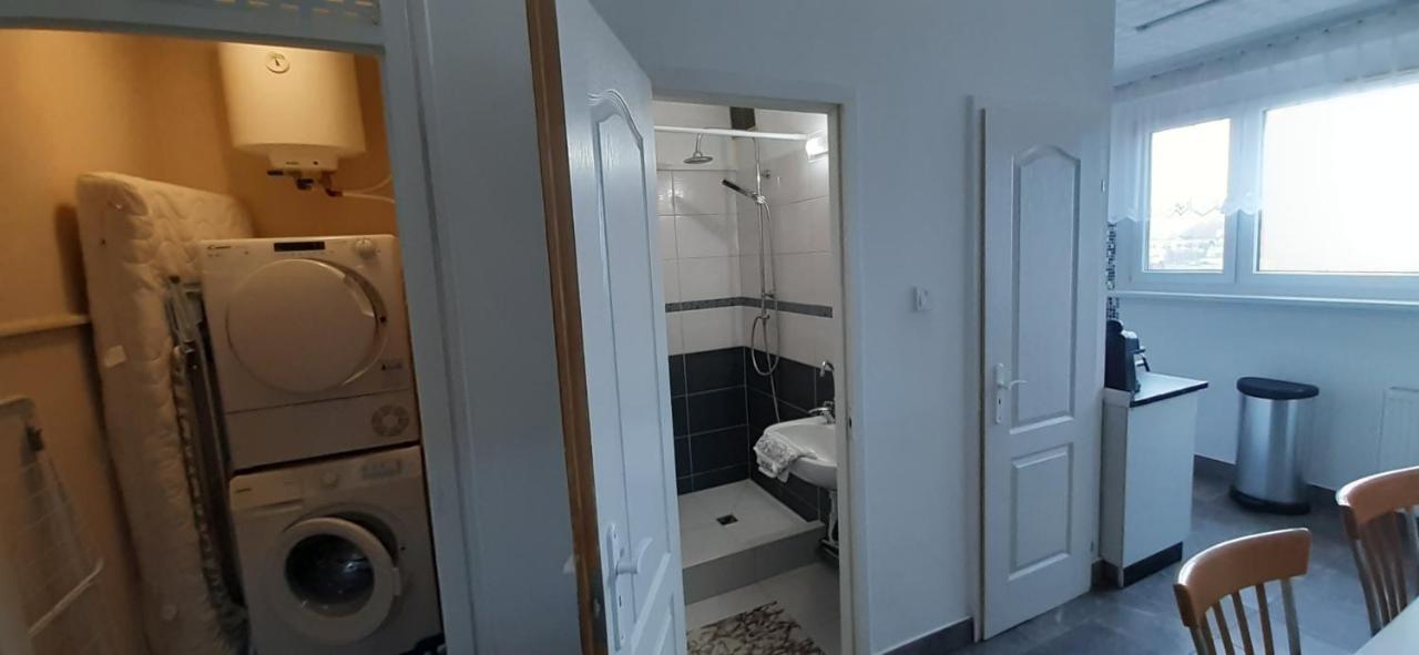 Apartament Panel Hause Kazincbarcika Zewnętrze zdjęcie